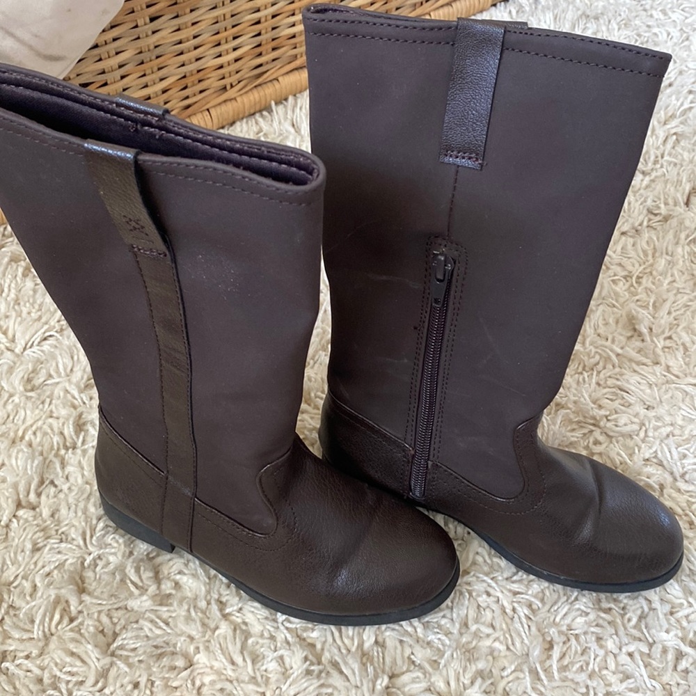 Zoe & zac skid resistant brown little girls boot